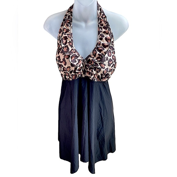 2 Piece Ruffle Halter Swimsuit. NWT - Picture 15 of 15